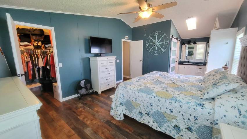 519 Tahiti Drive a Lake Wales, FL Mobile or Manufactured Home for Sale